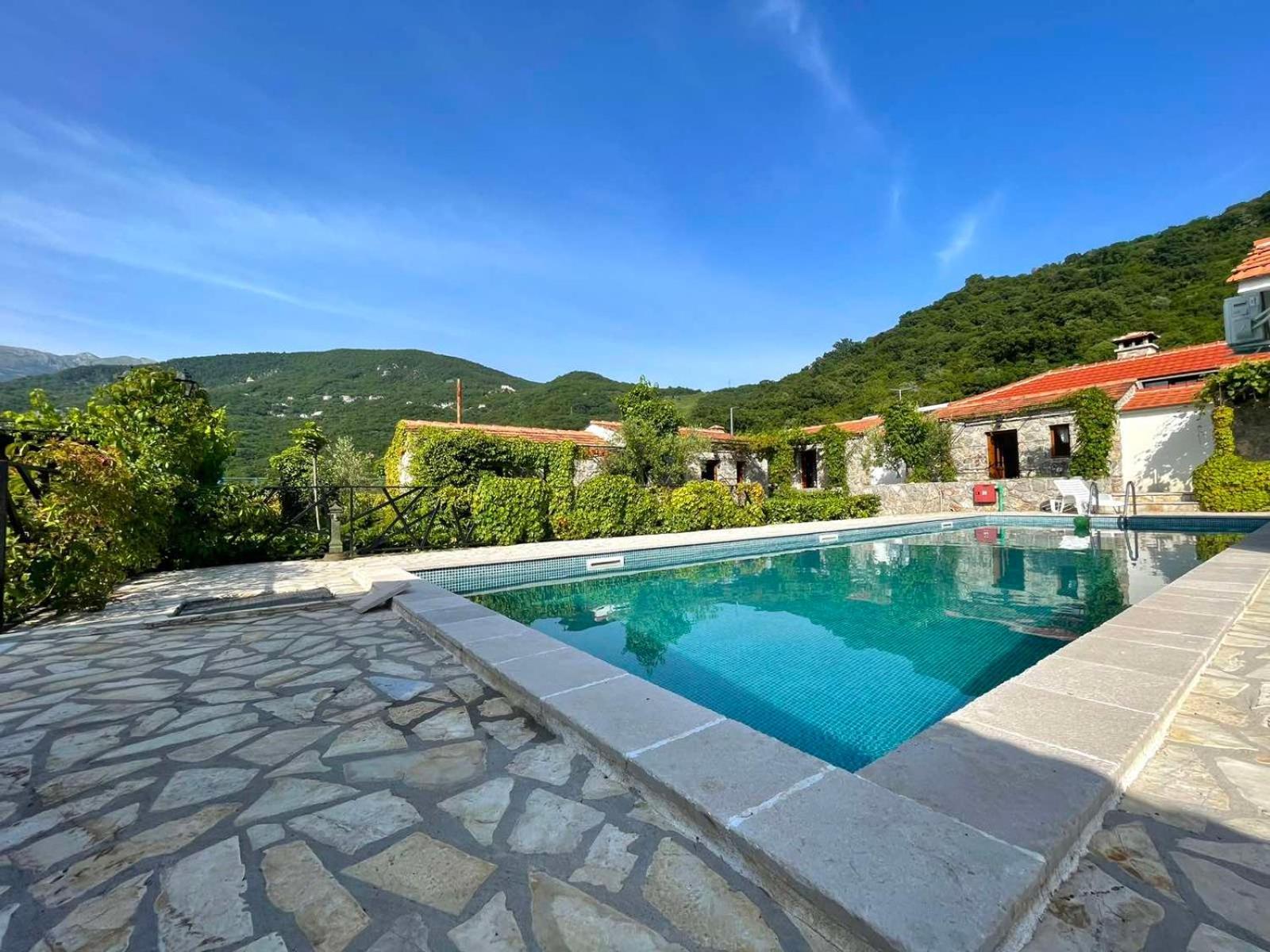 Hotel Opera Jaz Budva Exterior foto