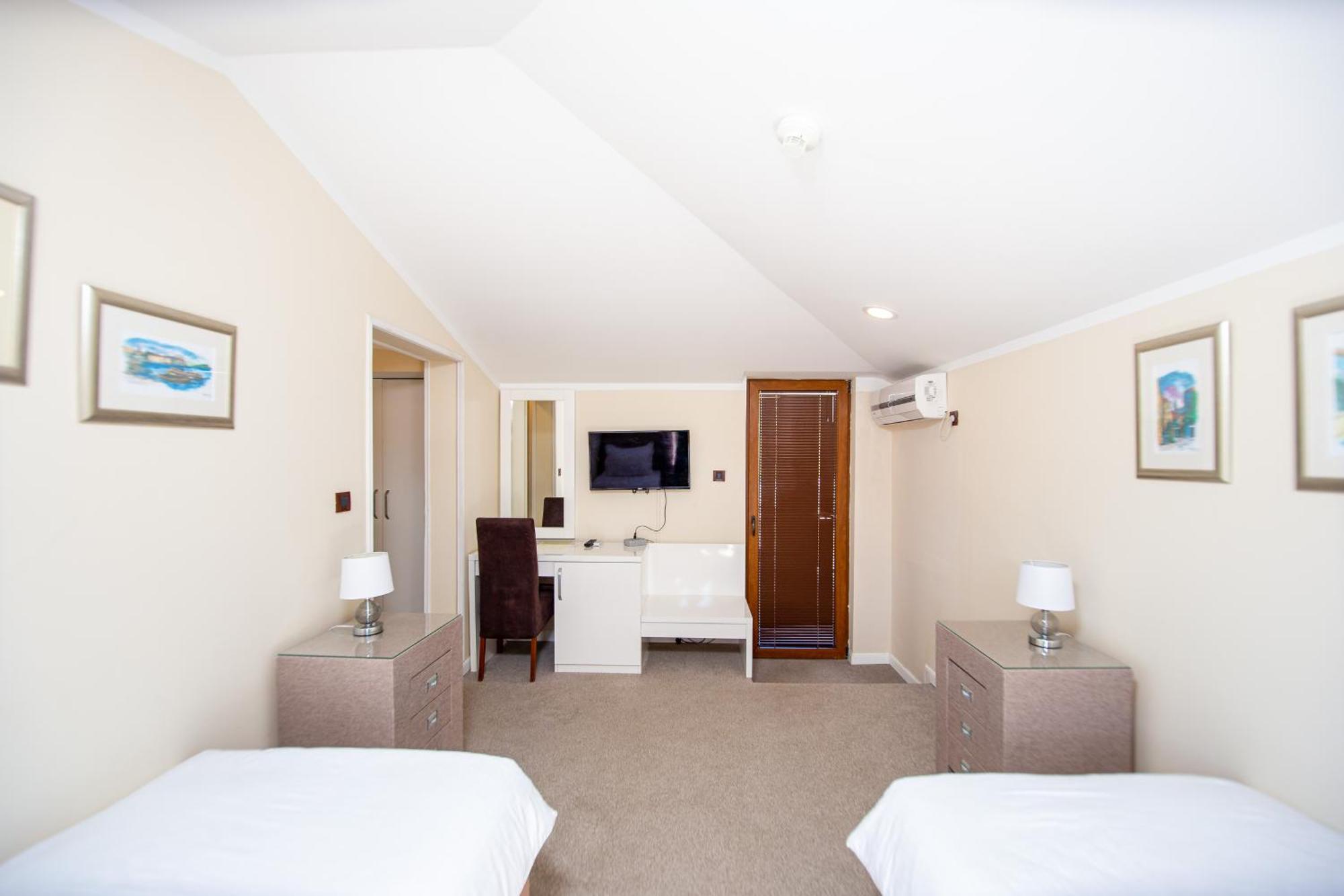 Hotel Opera Jaz Budva Zimmer foto